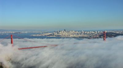 San Francisco - davor die berühmteste Brücke der Welt, leicht nebulös